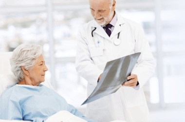 Why The Elderly are More Susceptible to Pneumonia